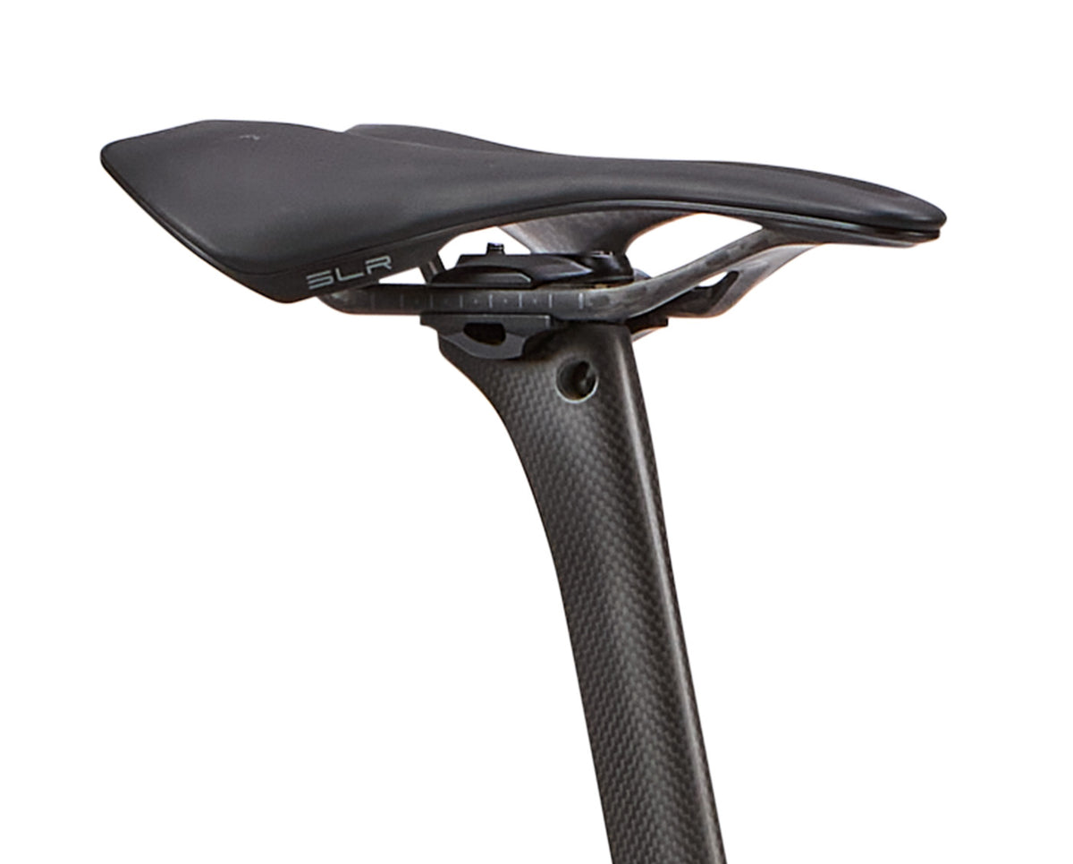 DUCATI_GR-Carbo-VISION_Features_01-sella_993x777_Desk