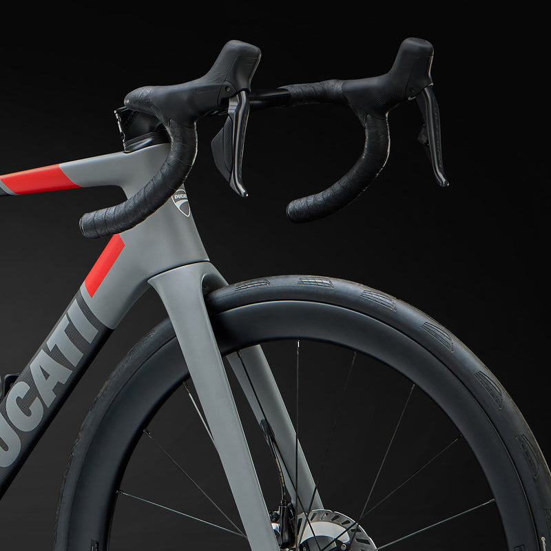 DUCATI_GR-Carbo-VISION_PDP-Pin_02-manubrio_1402x1402_Mob