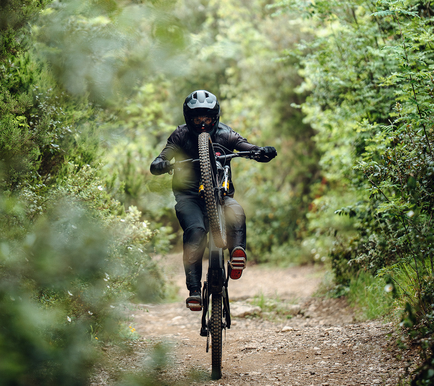 DUCATI_MTB-DM170_PDP_Bn_Editoriale1_1402x1245_Mob_6219d24a-dd05-4d61-9b63-5a3fa58bf6d2