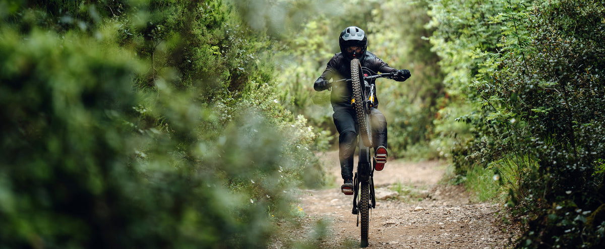 DUCATI_MTB-DM170_PDP_Bn_Editoriale1_3314x1364_desk_01876ceb-f5b7-4bf2-b42d-183f66907ffa