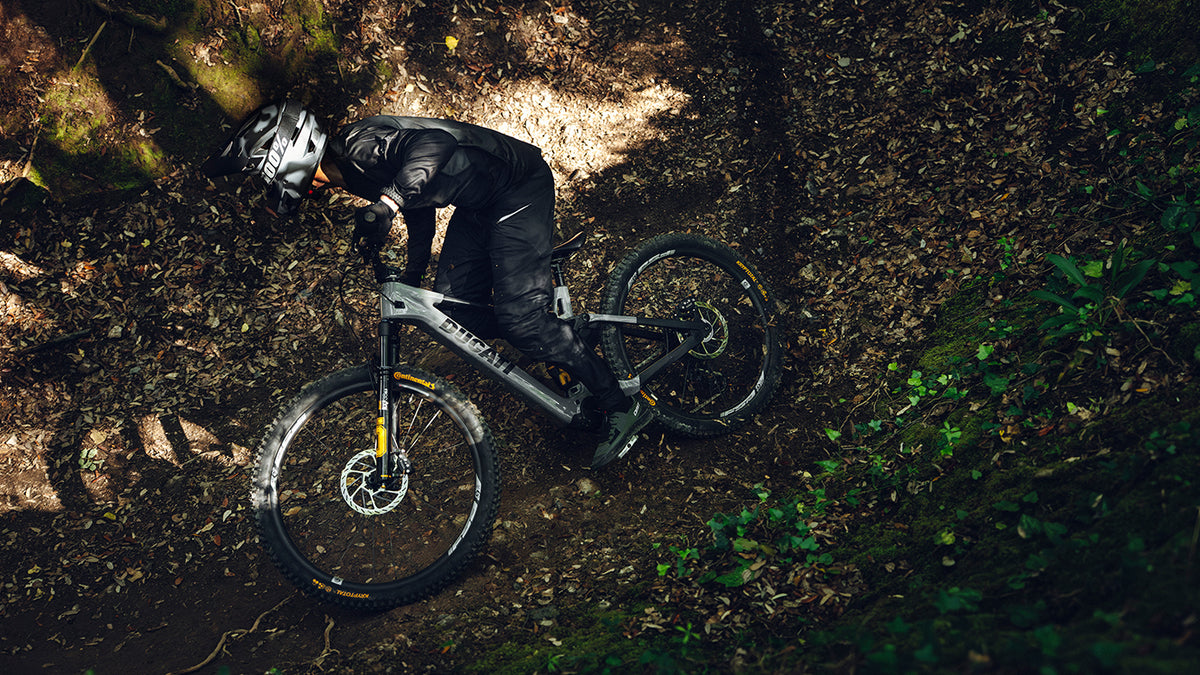 DUCATI_MTB-DM170_PLP-Editoriale_Collage-img1_1382x777_Desk